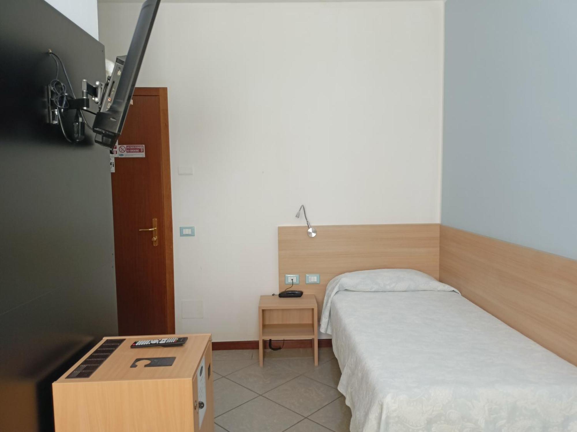 Hotel Ariston Imperial Porto Garibaldi Εξωτερικό φωτογραφία